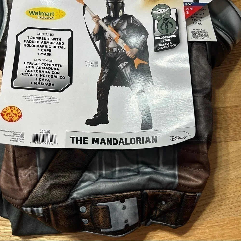 Star Wars Mandalorian Costume NEW Small 4-6 Disney Jumpsuit Halloween Mask Cape